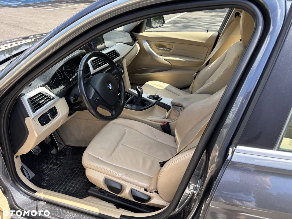 BMW Seria 3 316d - 3
