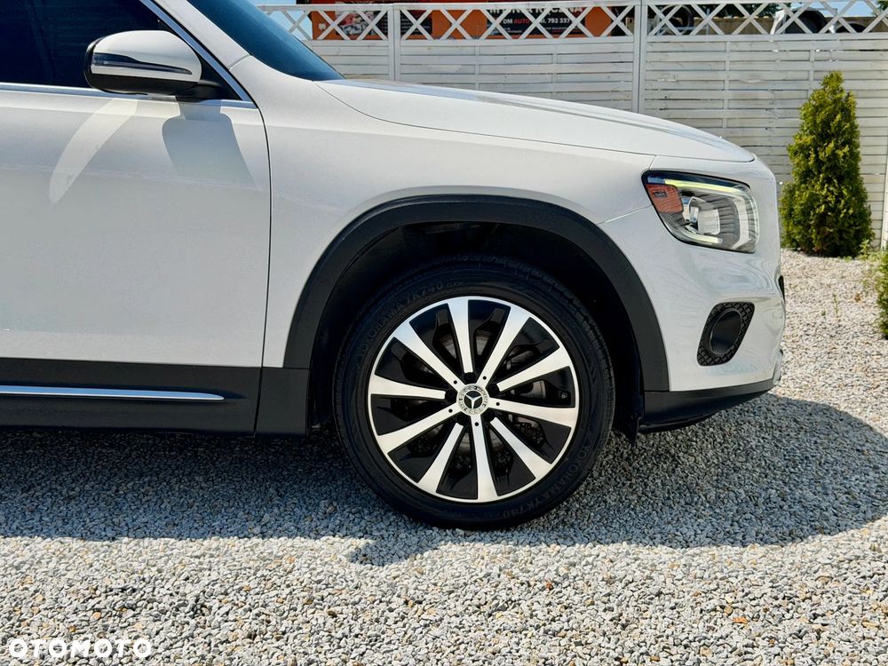 Mercedes-Benz GLB 250 4Matic 8G-DCT - 31
