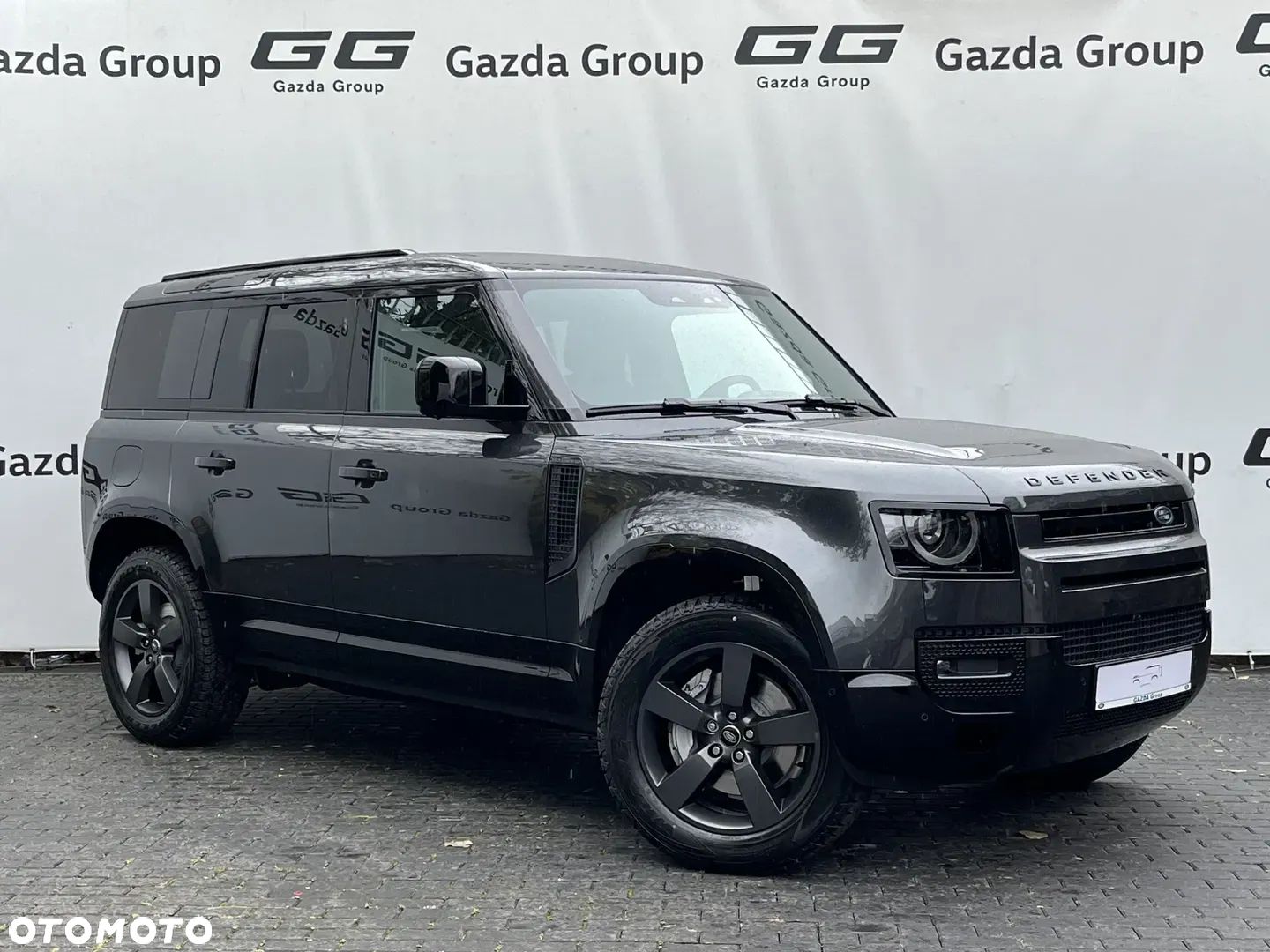 Land Rover Defender 110 D300 X-Dynamic HSE - 1