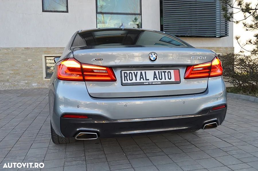BMW Seria 5 530d xDrive Aut. Sport Line - 16