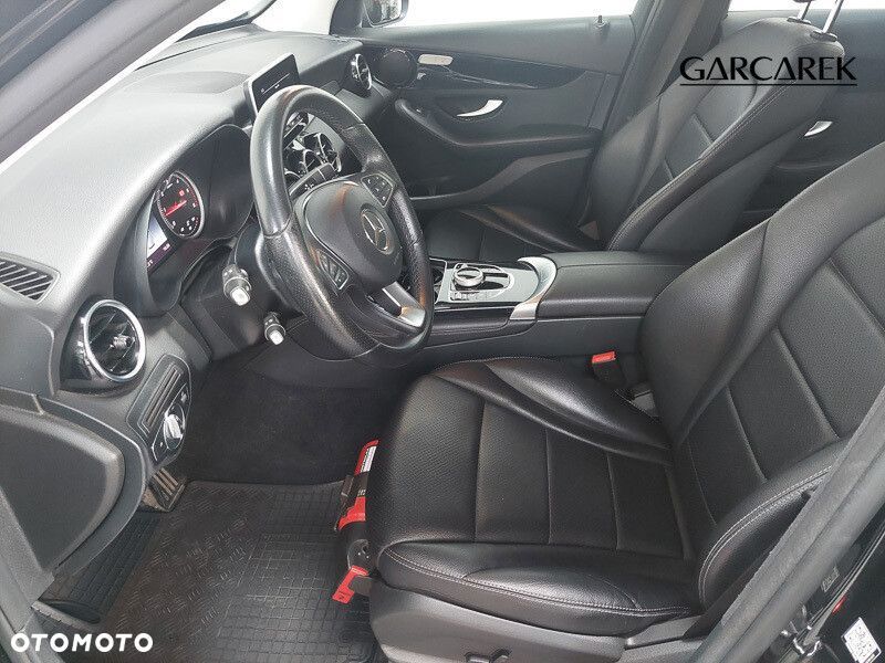 Mercedes-Benz GLC 220 d 4-Matic - 22