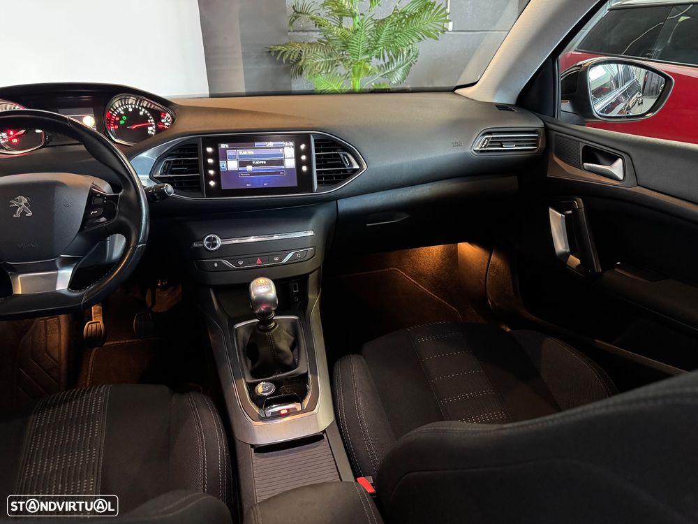 Peugeot 308 SW BlueHDi 120 Stop & Start Allure - 39