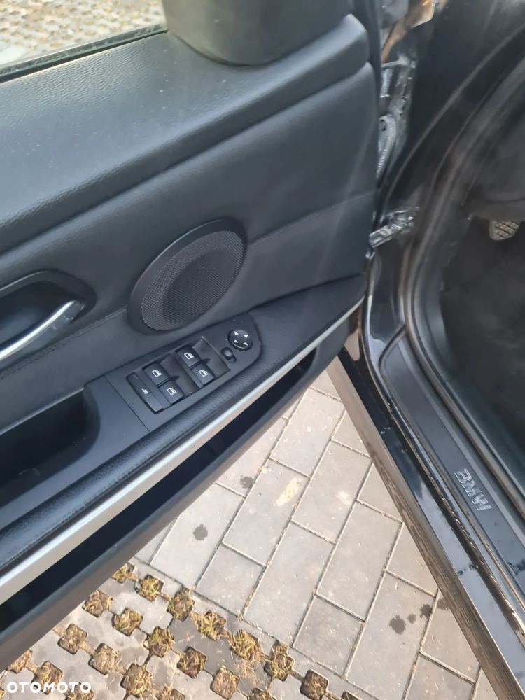 BMW Seria 3 320d - 11