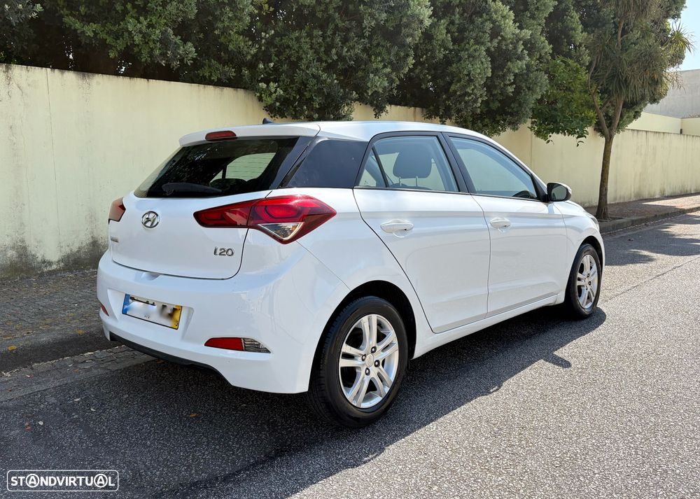 Hyundai i20 1.2 Access Plus - 12