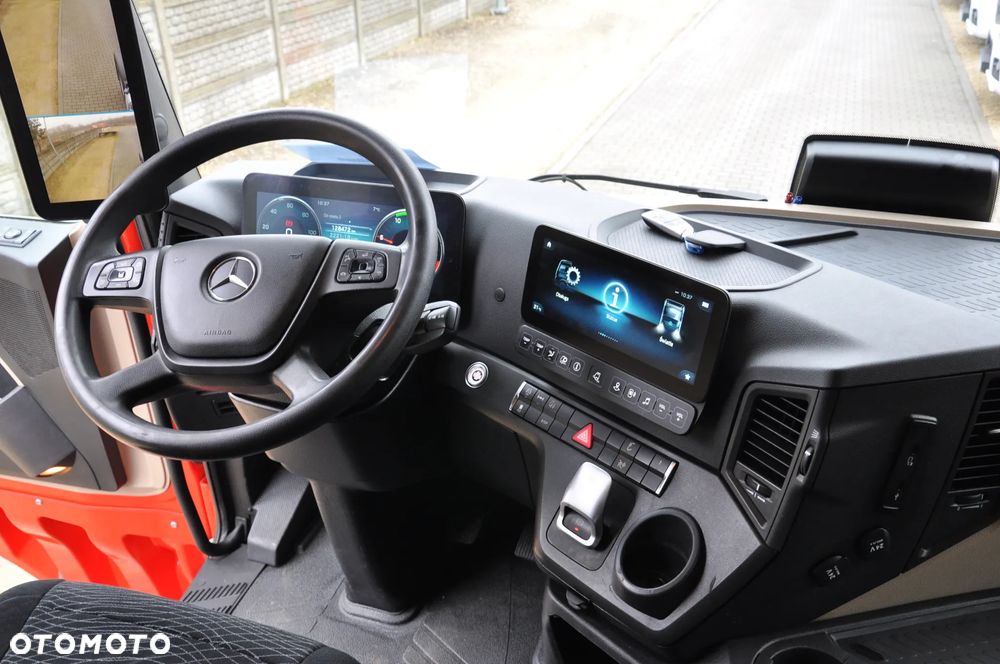 Mercedes-Benz Actros bez retardera - 23