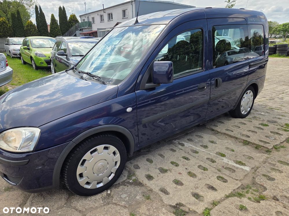 Opel Combo Tour - 23