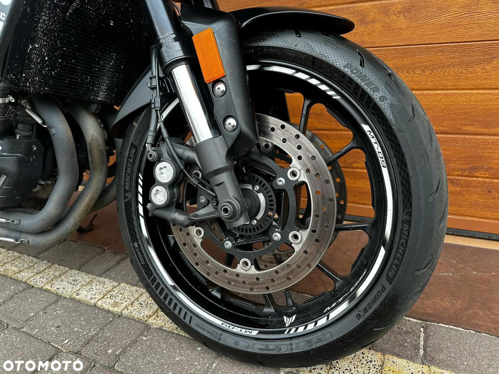 Yamaha MT - 8