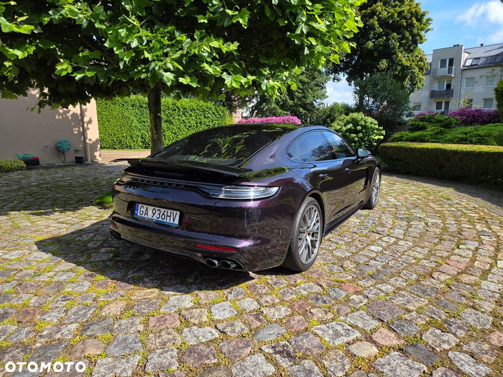 Porsche Panamera GTS - 11