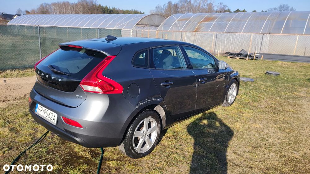 Volvo V40 D2 Momentum - 5
