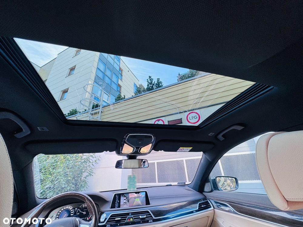 BMW Seria 7 730d - 35
