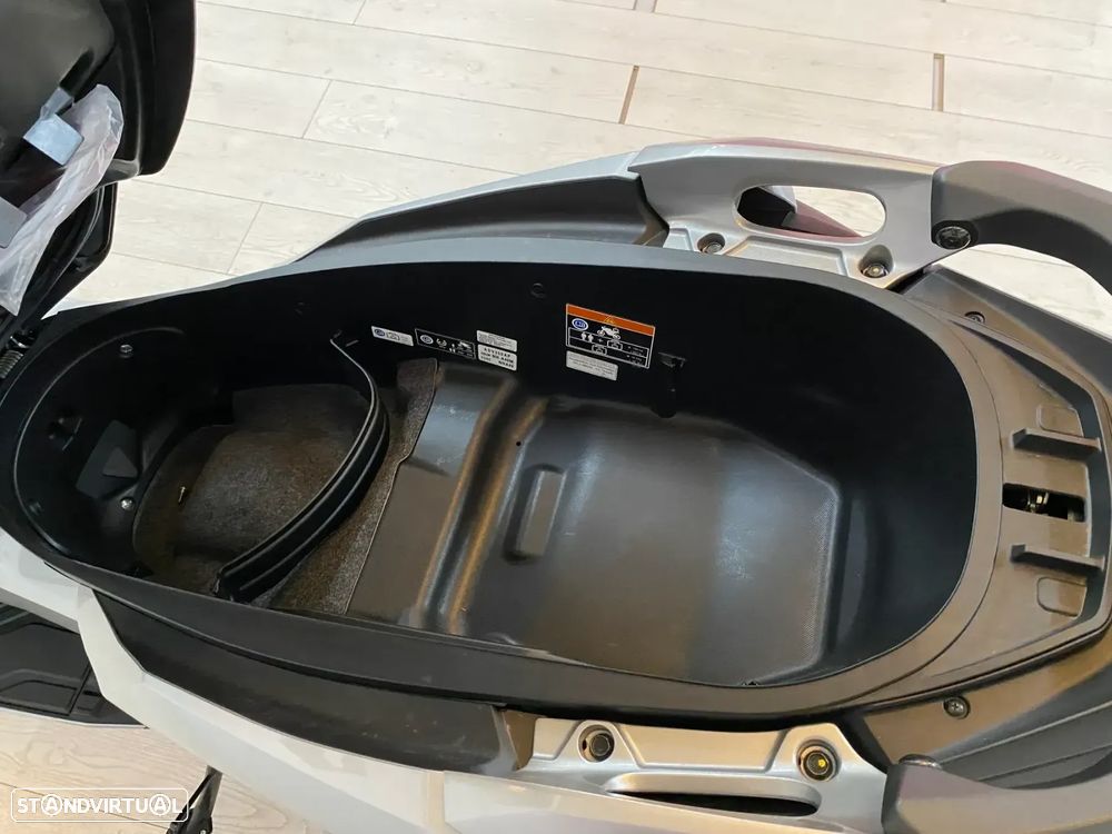 Honda ADV ADV 350A - 15