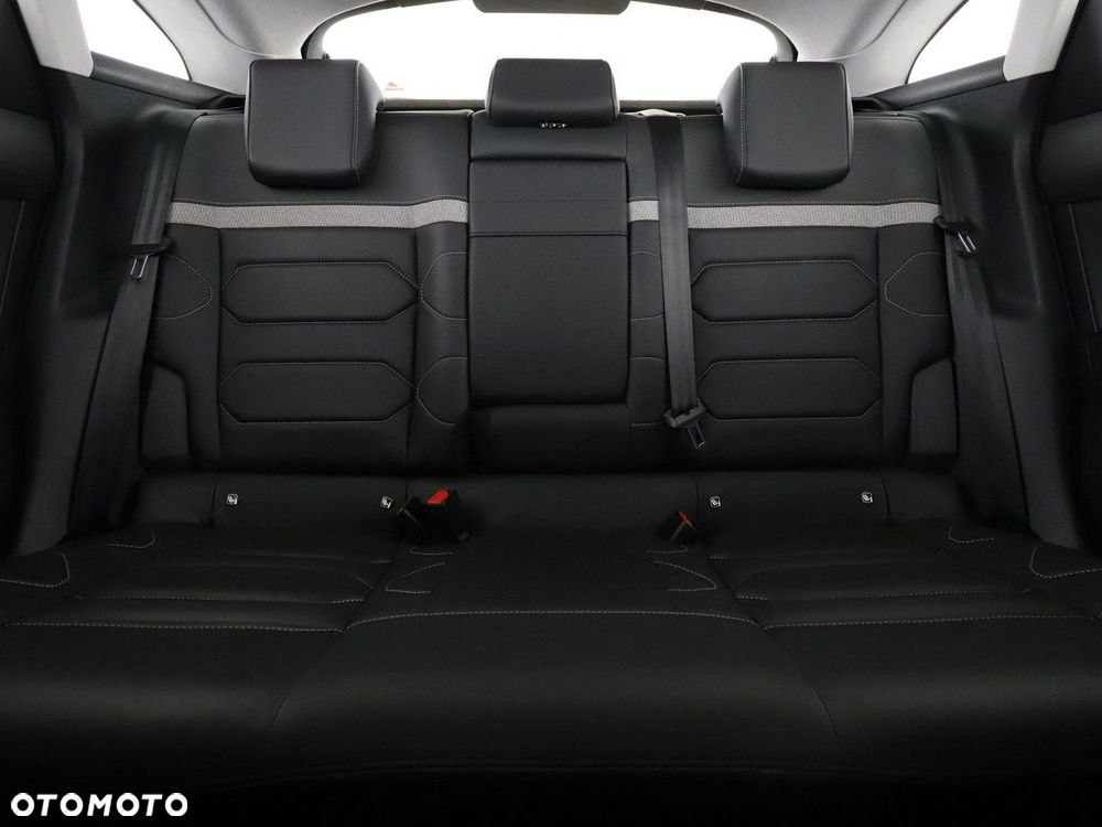 Citroën C4 1.2 PureTech Shine S&S EAT8 - 19