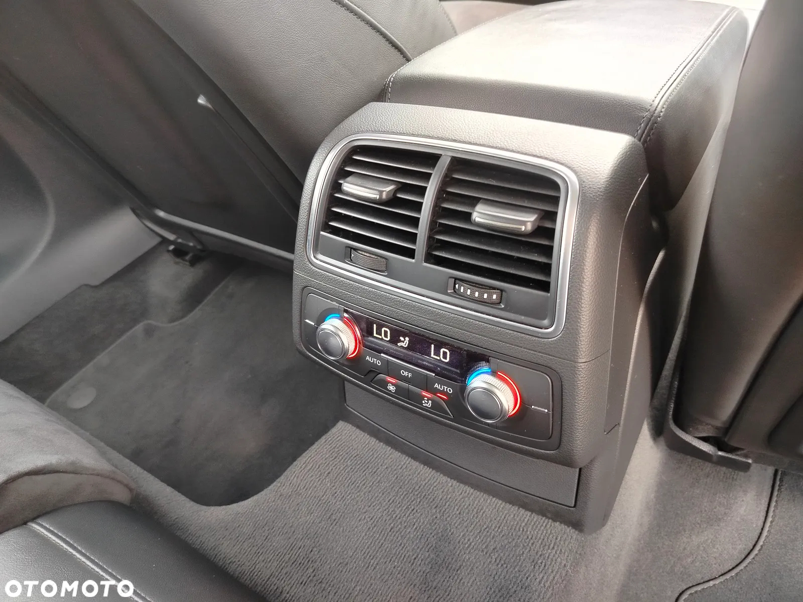 Audi A6 - 12
