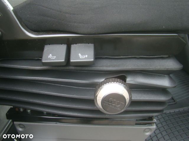 Iveco DAILY 70 C 15 3.0TDI 3.5T 3.65M WYWROTKA - 24