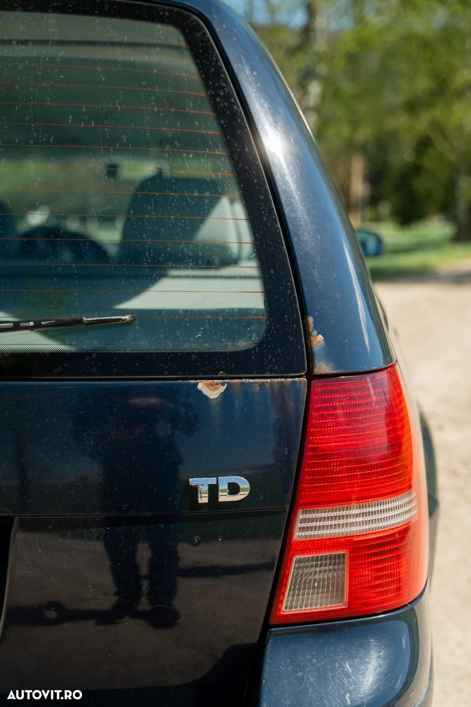 Volkswagen Golf 1.9TDI Ocean Aut - 6