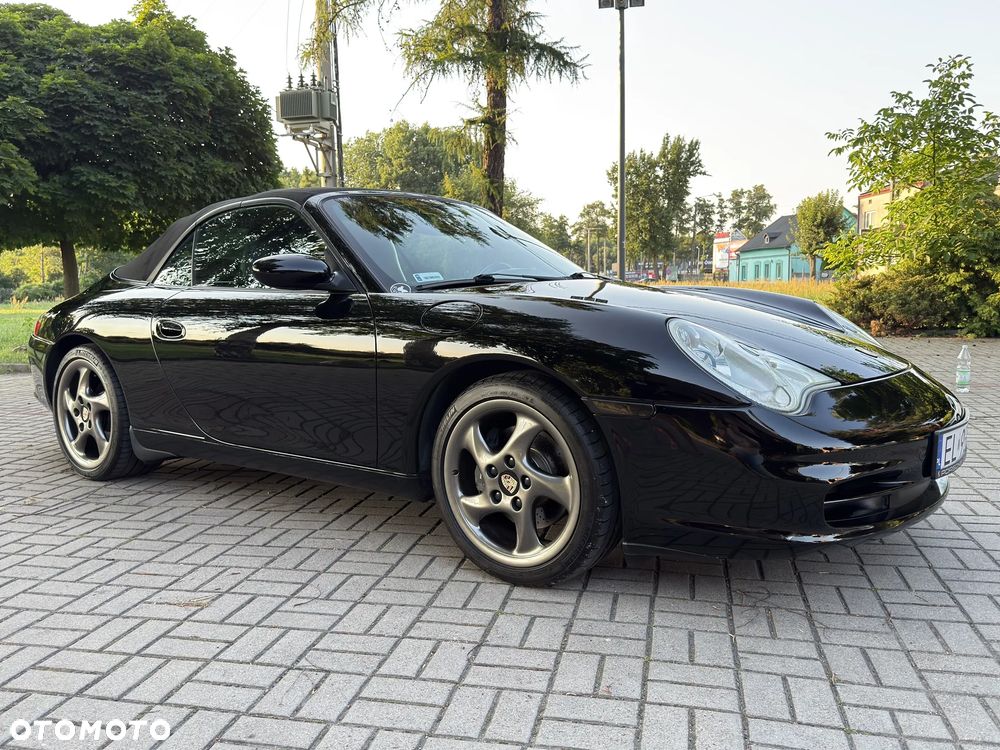 Porsche 911 Carrera - 8