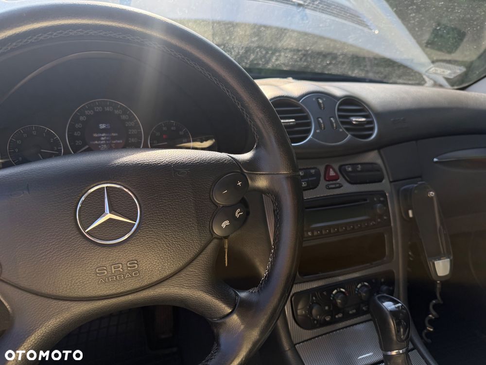 Mercedes-Benz CLK - 20