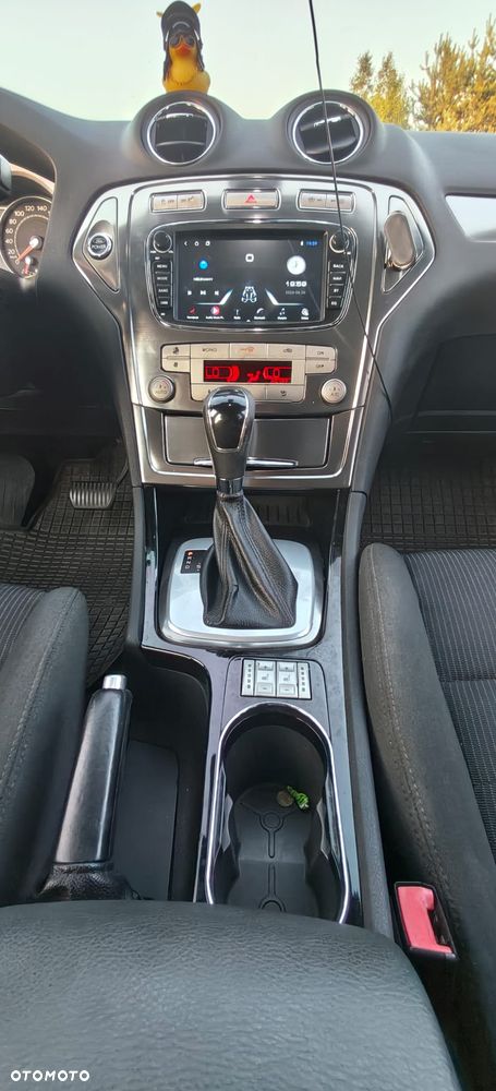 Ford Mondeo 2.0 TDCi Ghia - 10