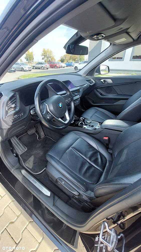 BMW Seria 1 116i - 16