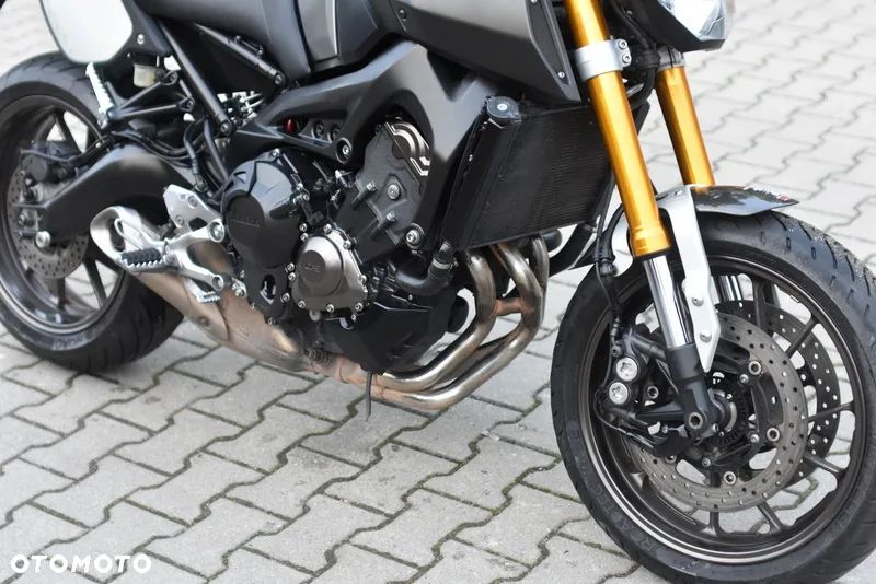 Yamaha MT - 6