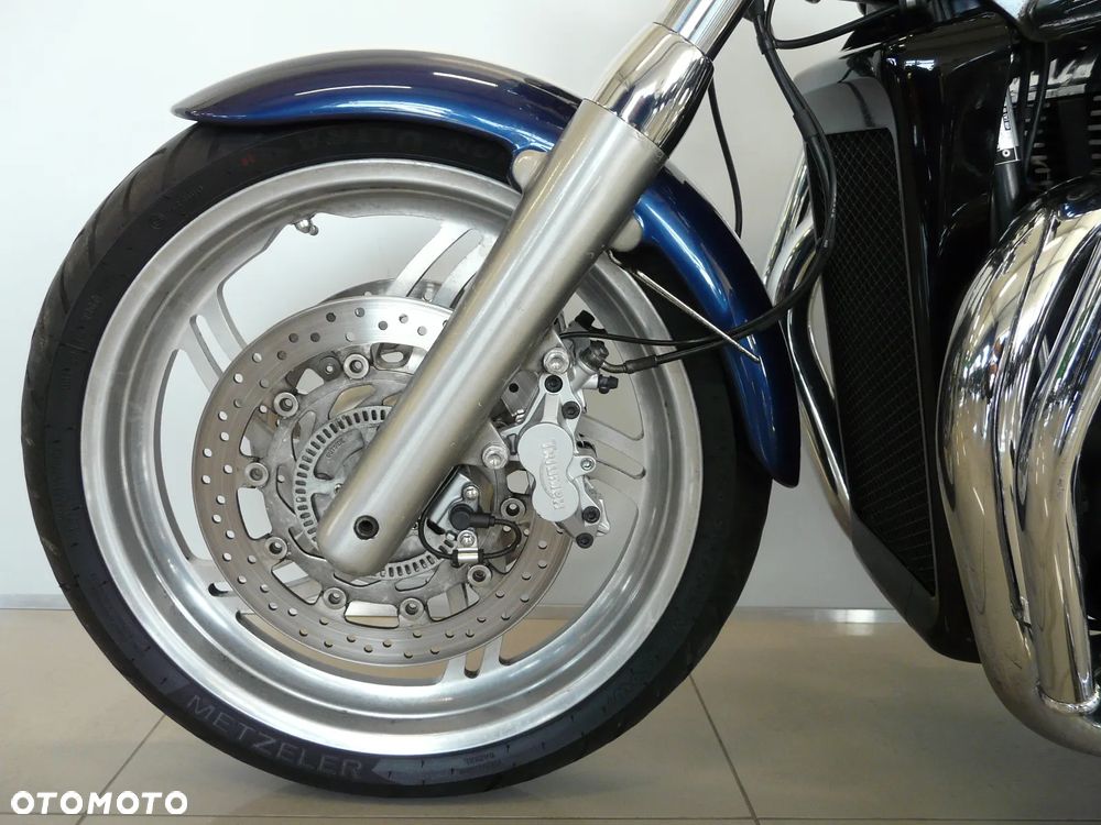 Triumph Thunderbird - 10