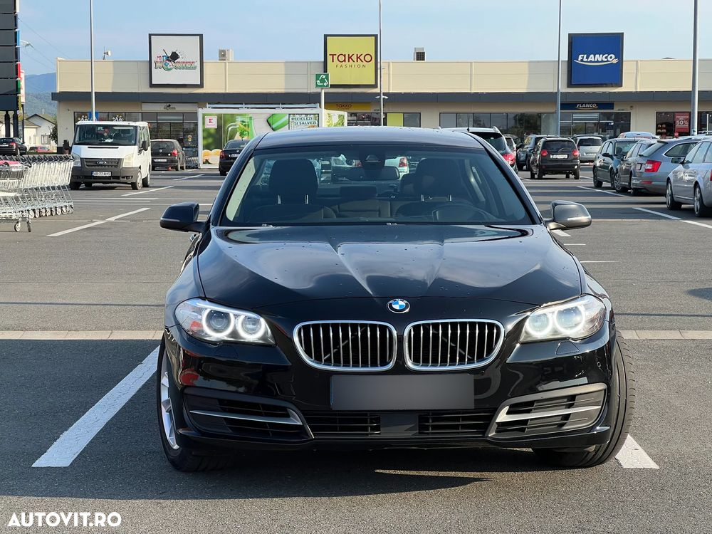 BMW Seria 5 520d xDrive - 2