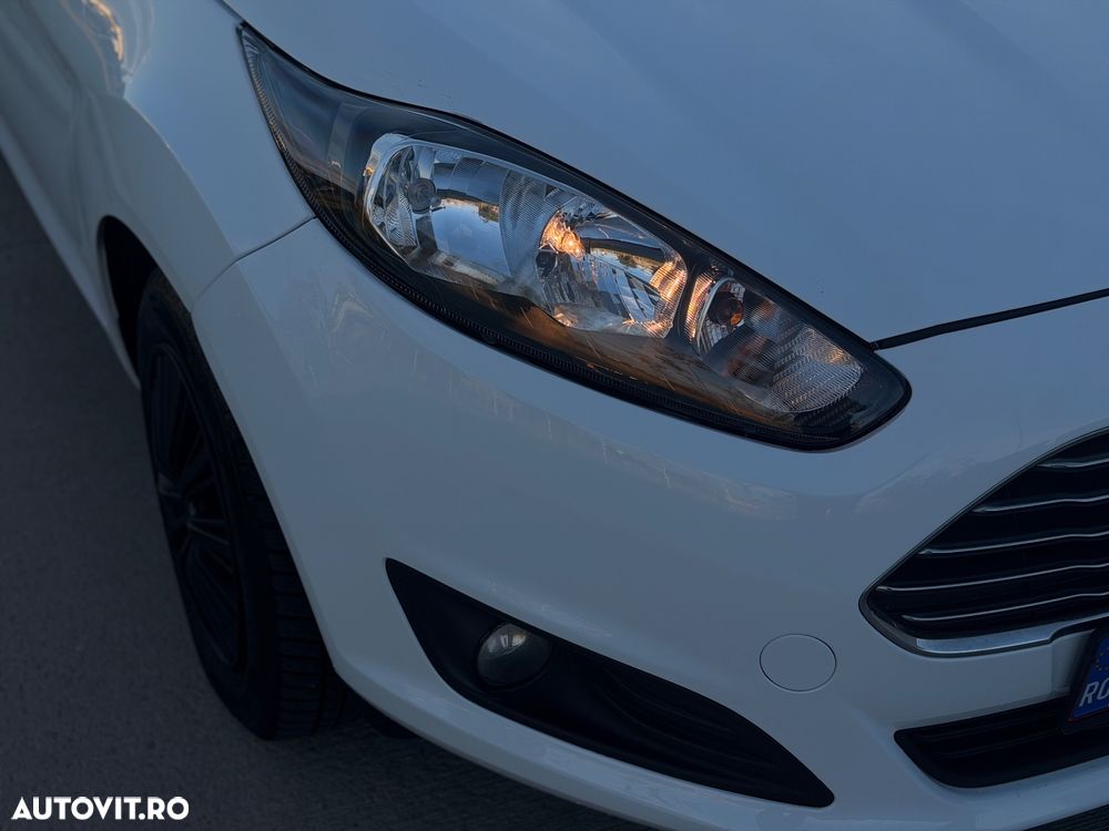 Ford Fiesta - 26