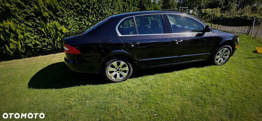 Skoda Superb 2.0 TDI 4x4 Elegance - 7