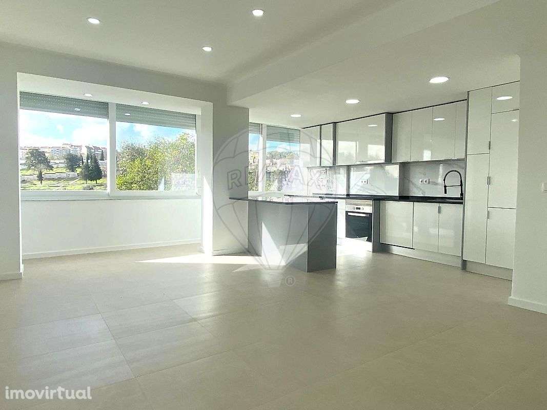 Apartamento T2 para arrendamento - Grande imagem: 2/9