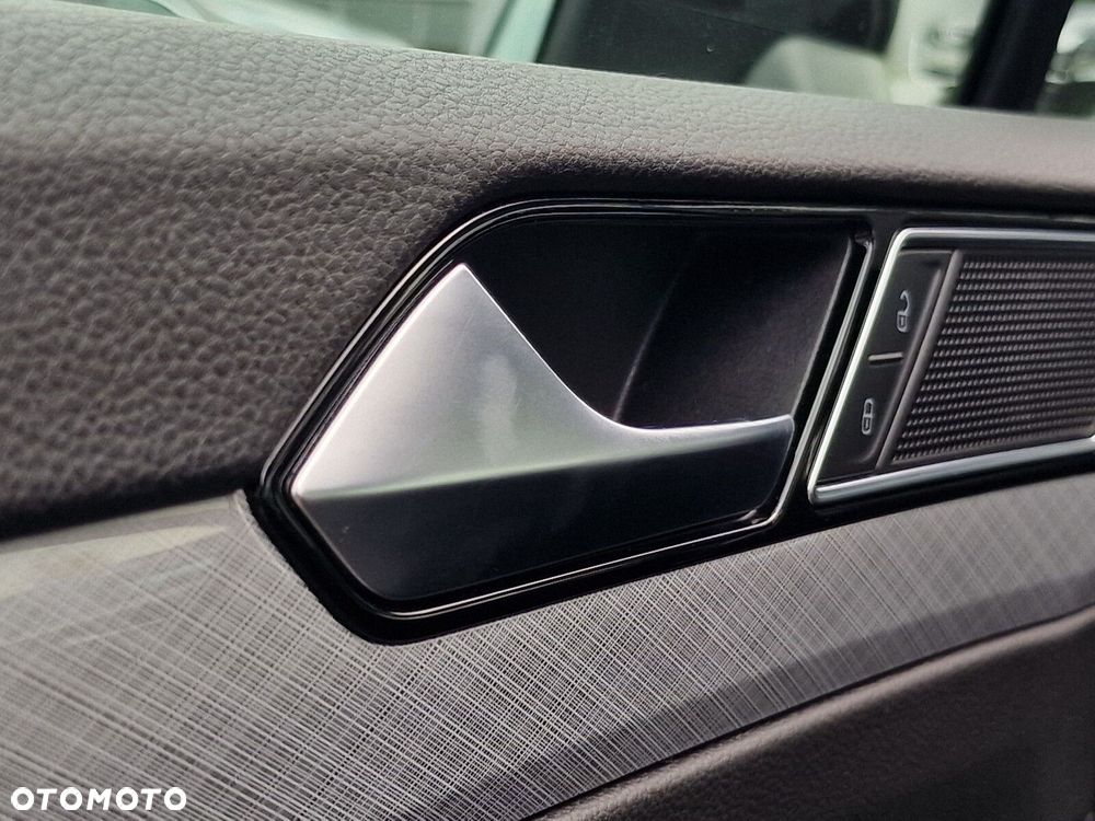 Volkswagen Passat 1.5 TSI EVO Business DSG - 23