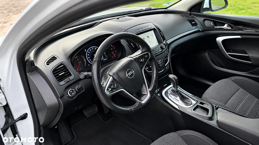 Opel Insignia - 9