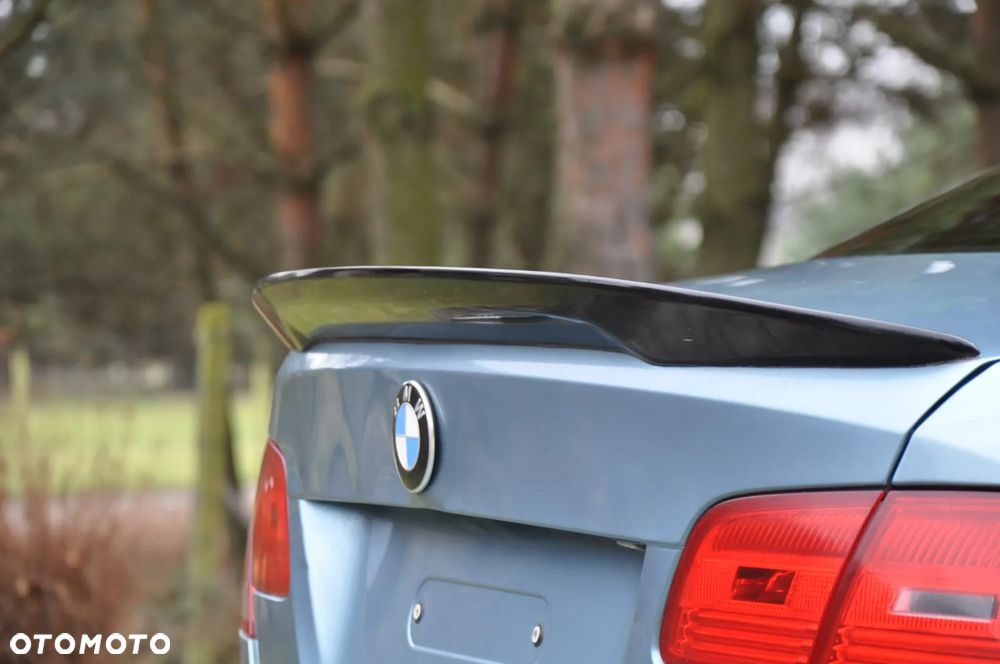 BMW Seria 3 325i xDrive - 26