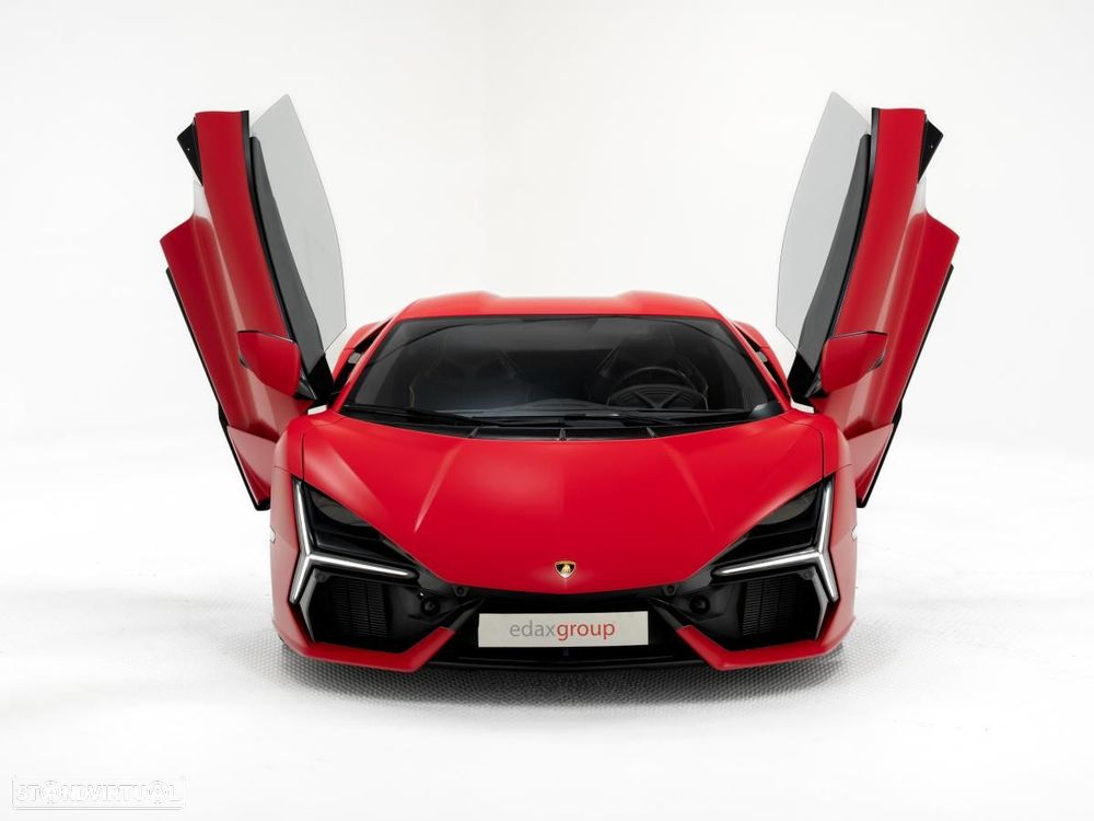 Lamborghini Revuelto - 7