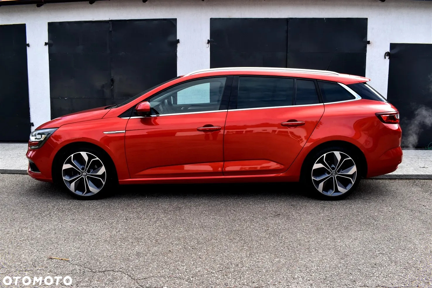 Renault Megane ENERGY TCe 130 EDC BOSE EDITION - 7