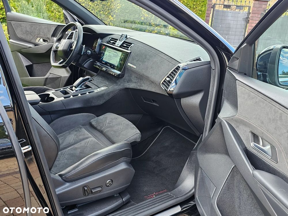 DS Automobiles DS 7 Crossback 1.6 E-Tense Performance Line + - 30