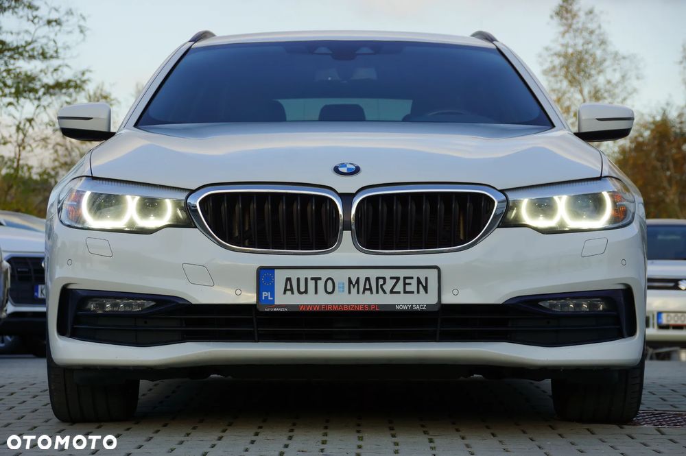 BMW Seria 5 520d xDrive Sport Line - 3