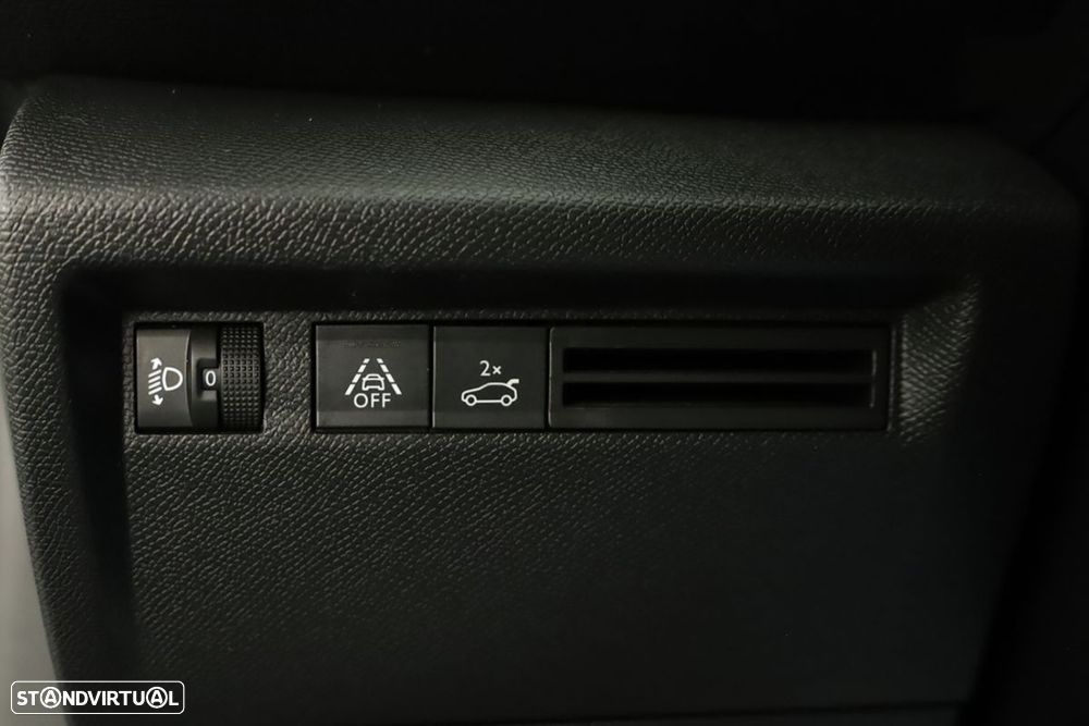 Citroën C4 X 1.5 BlueHDi Feel Pack EAT8 - 18