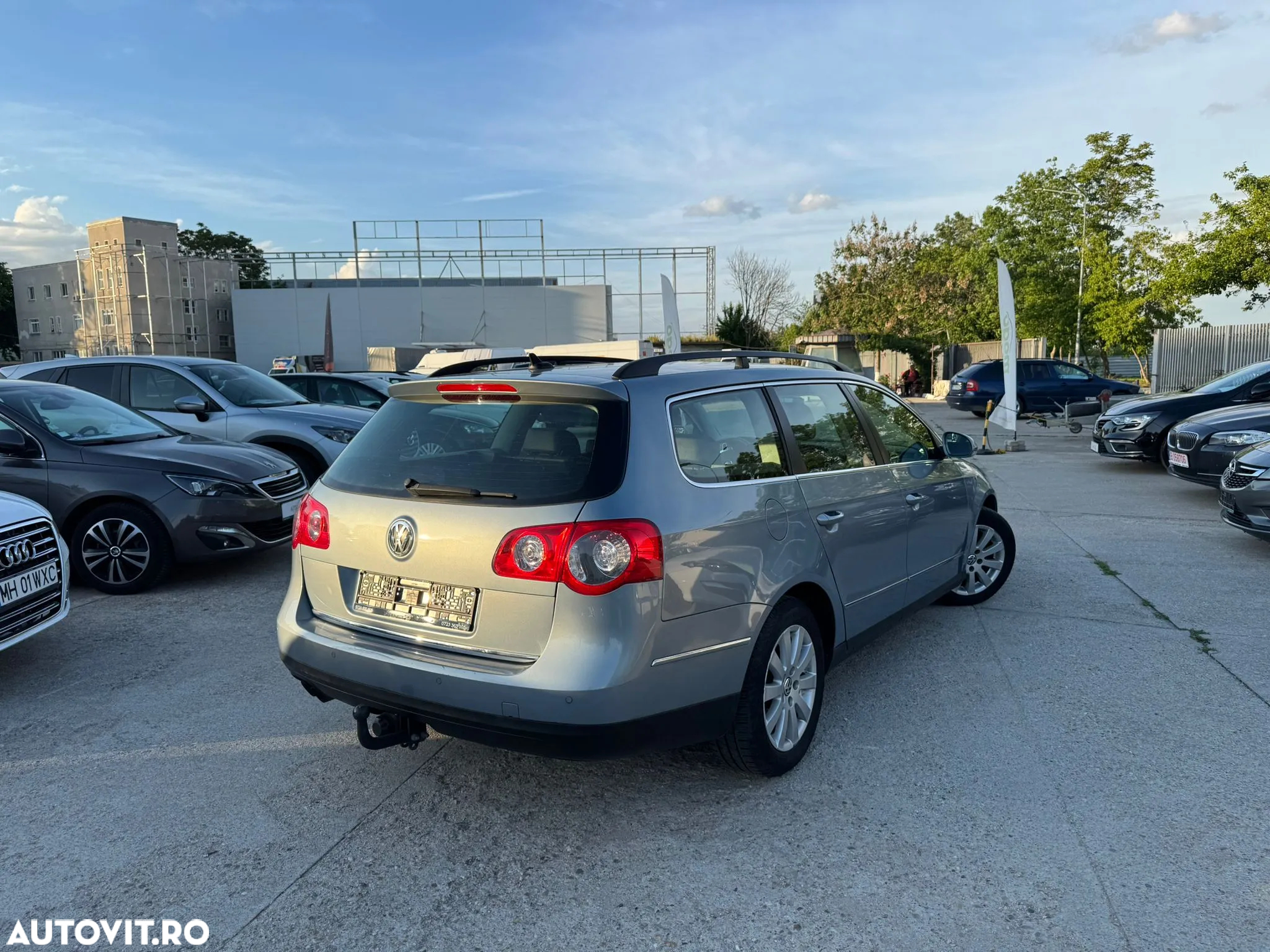 Volkswagen Passat Variant 2.0 TDI Highline DPF DSG - 3
