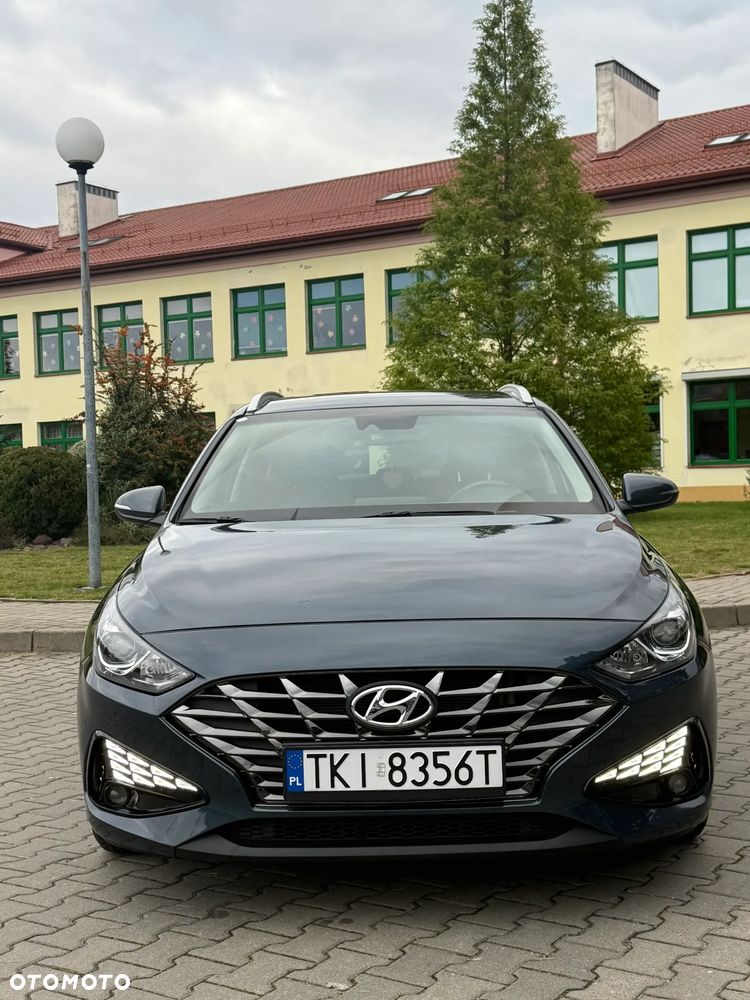 Hyundai i30 1.5 T-GDI 48V Comfort DCT - 22