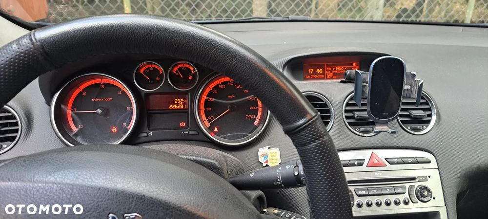 Peugeot 308 1.6 HDi Premium - 5