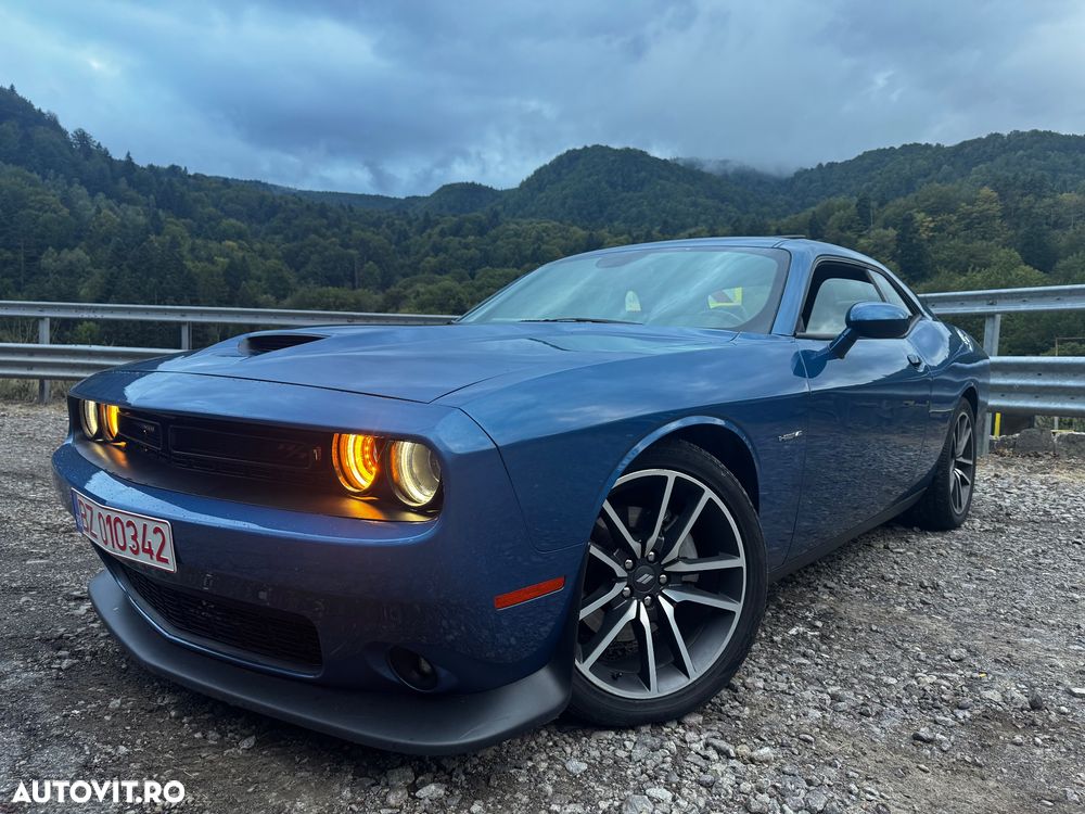 Dodge Challenger - 19