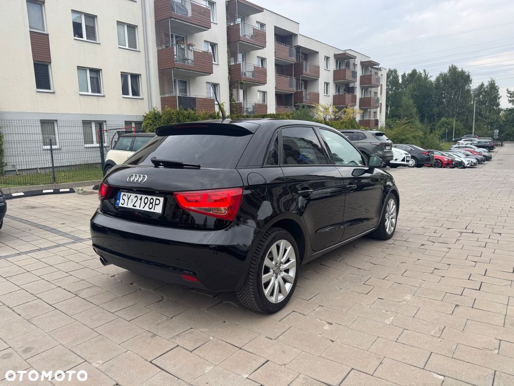 Audi A1 Sportback 1.6 TDI S tronic S line edition - 8