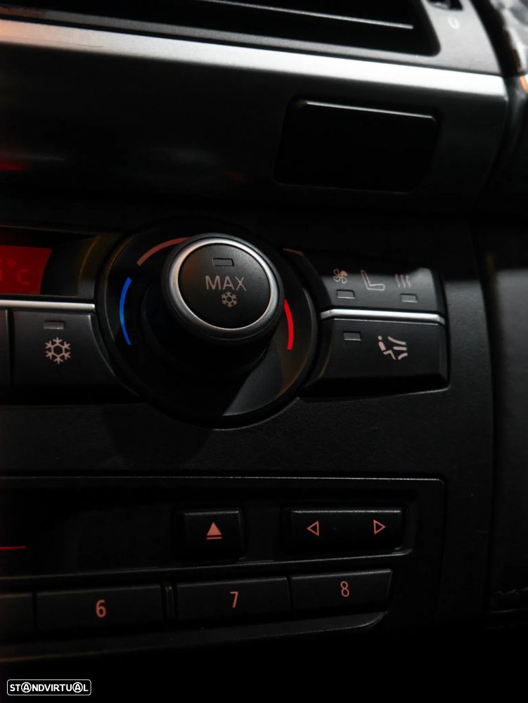 BMW X6 35 d xDrive - 32