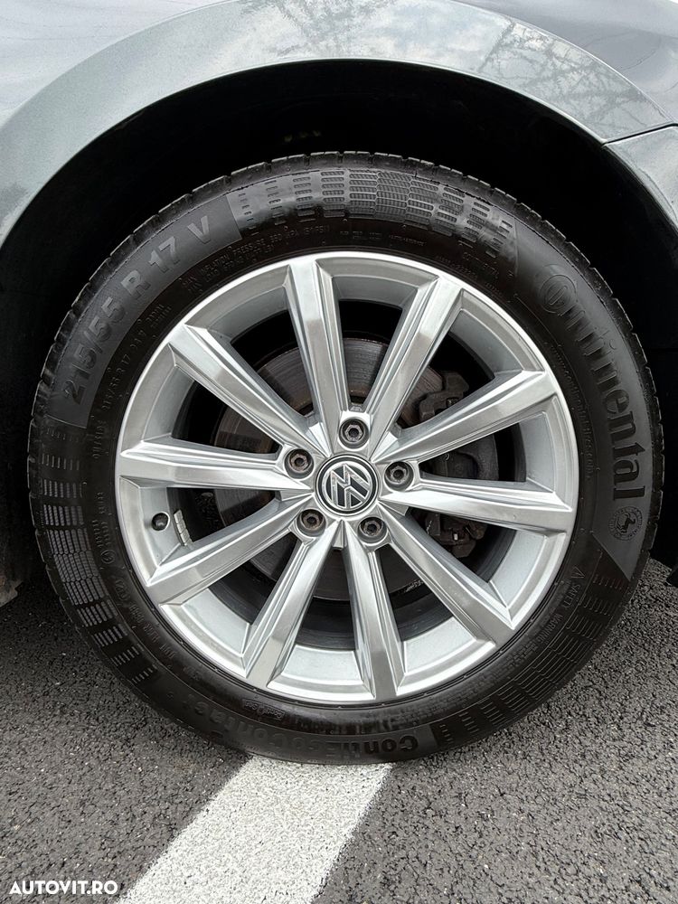 Volkswagen Passat 2.0 TDI 4Motion Highline - 39