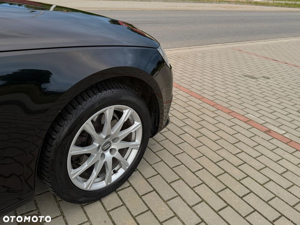 Audi A4 Avant 2.0 TDI - 25