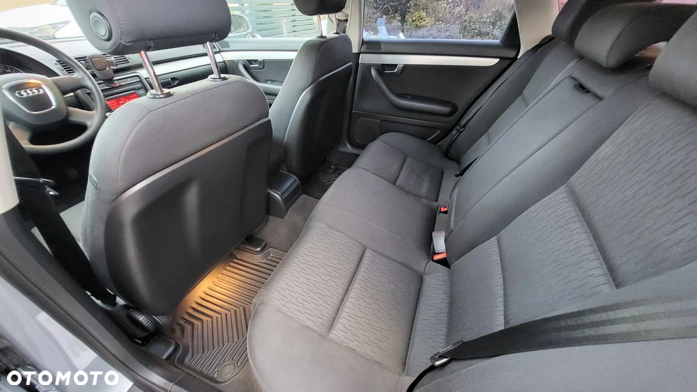 Audi A4 Avant 1.8 T - 14