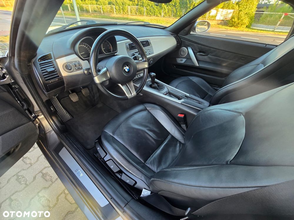 BMW Z4 2.5i - 15