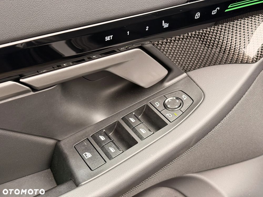 BMW Seria 5 520d - 27