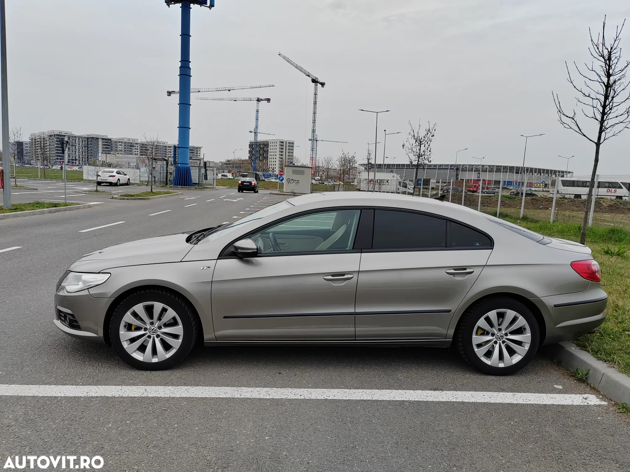 Volkswagen Passat CC 2.0 TDI DSG - 4