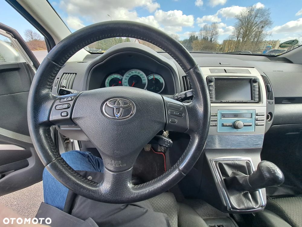 Toyota Corolla Verso 1.8 Sol + 7os - 10